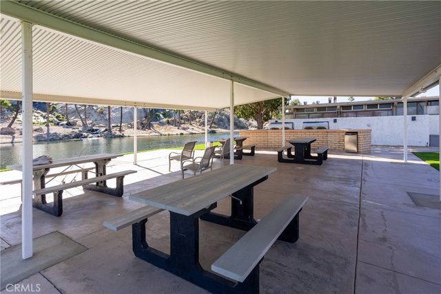 5001 W Florida 618, Hemet, CA 92545