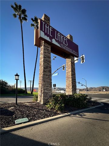 5001 W Florida 618, Hemet, CA 92545