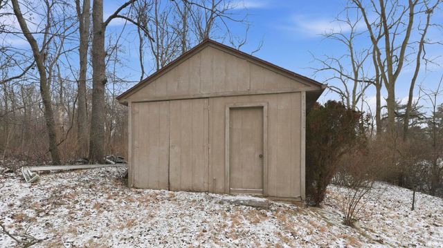 1405 Gillieron Drive, Fort Wayne, IN 46825