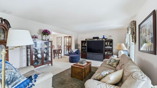 1405 Gillieron Drive, Fort Wayne, IN 46825