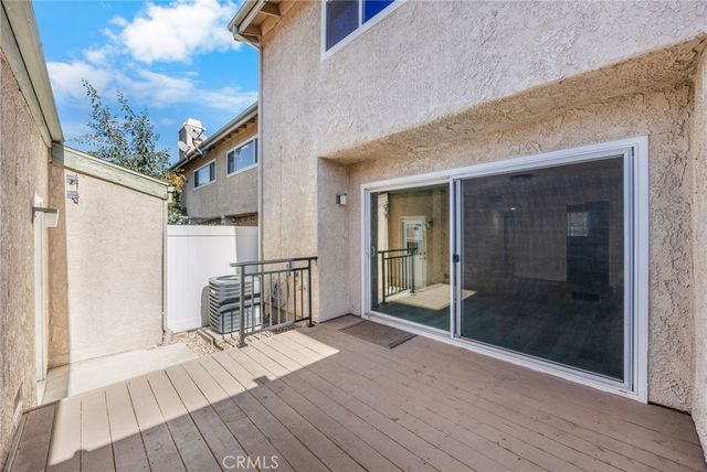 8347 Grenoble Street 9, Sunland, CA 91040