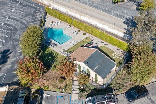 8347 Grenoble Street 9, Sunland, CA 91040