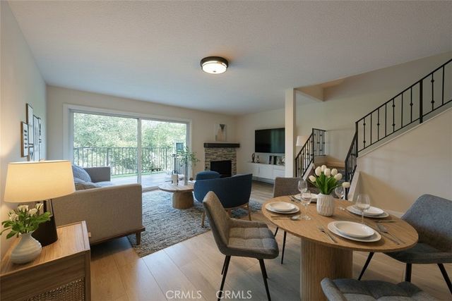 8347 Grenoble Street 9, Sunland, CA 91040