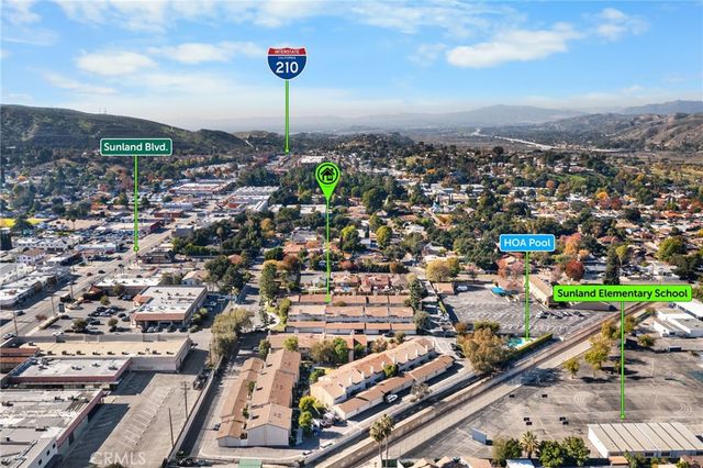 8347 Grenoble Street 9, Sunland, CA 91040