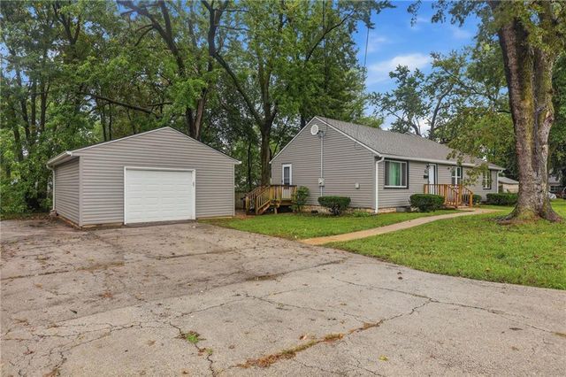 5807 Quivira Road, Shawnee, KS 66216