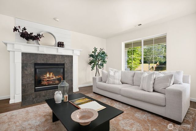 33828 SE Odell Street, Snoqualmie, WA 98065