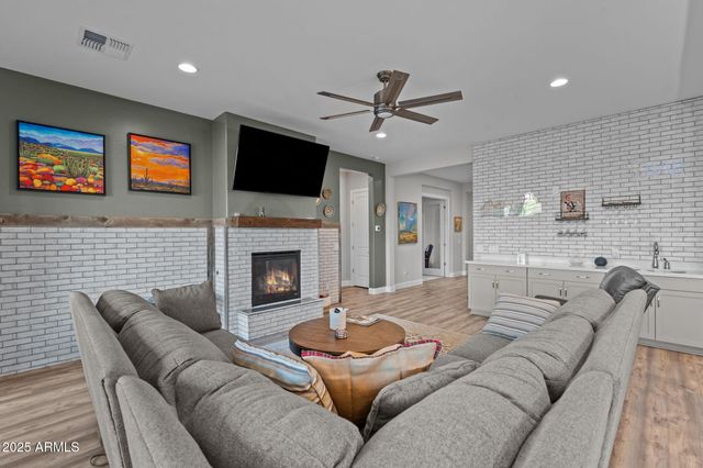 4265 COPPERHEAD Drive, Wickenburg, AZ 85390