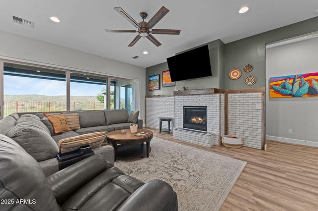 4265 COPPERHEAD Drive, Wickenburg, AZ 85390