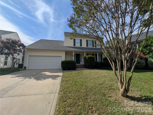 11141 Carver Pond Road, Charlotte, NC 28269