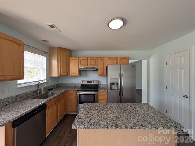 11141 Carver Pond Road, Charlotte, NC 28269