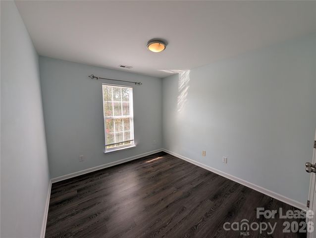 11141 Carver Pond Road, Charlotte, NC 28269
