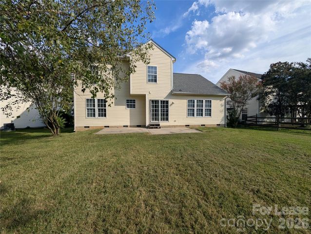 11141 Carver Pond Road, Charlotte, NC 28269