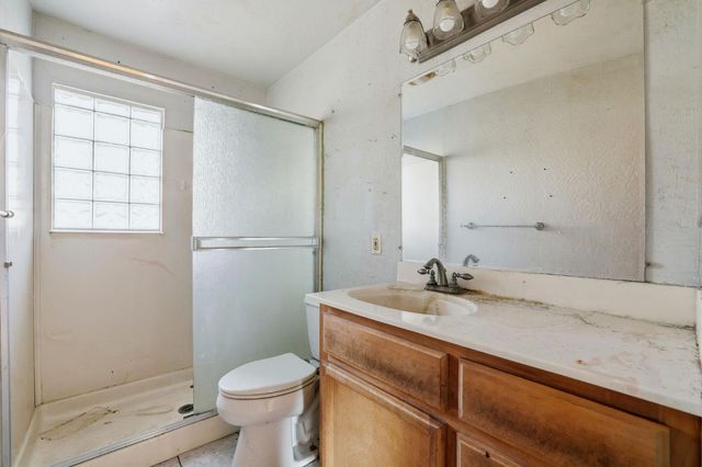 5674 Rio Verde Way, North Highlands, CA 95660