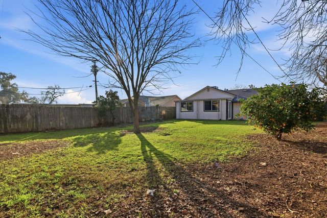 5674 Rio Verde Way, North Highlands, CA 95660