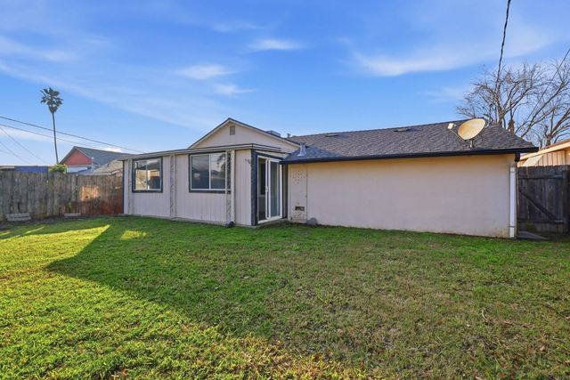 5674 Rio Verde Way, North Highlands, CA 95660