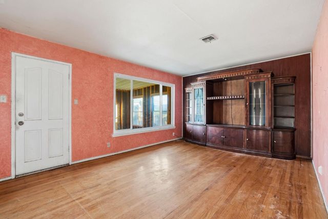 5674 Rio Verde Way, North Highlands, CA 95660