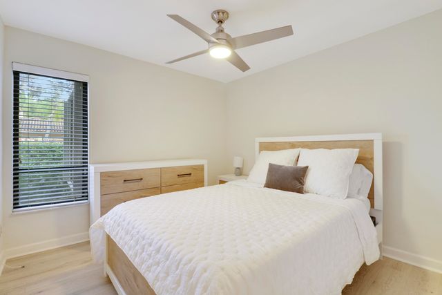 1107 Duncan Circle 102, Palm Beach Gardens, FL 33418