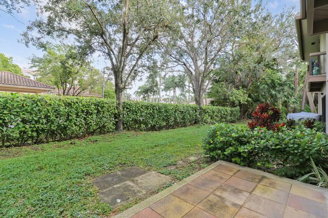 1107 Duncan Circle 102, Palm Beach Gardens, FL 33418