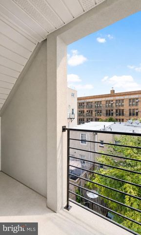1637 CARPENTER ST, Philadelphia, PA 19146