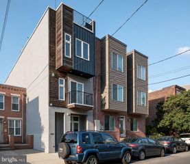 1637 CARPENTER ST, Philadelphia, PA 19146