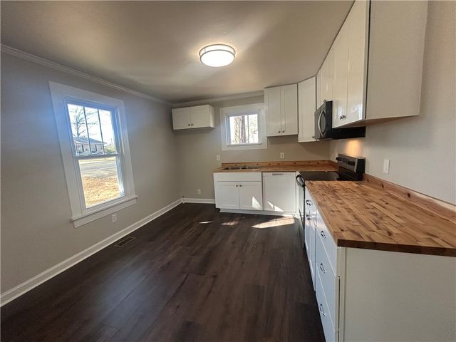 305 Kay Street, Belton, SC 29627