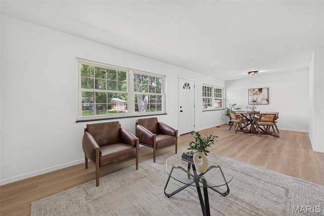 1360 Arlington Drive, Florissant, MO 63033