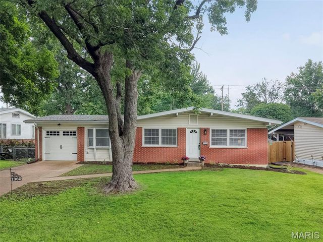 1360 Arlington Drive, Florissant, MO 63033