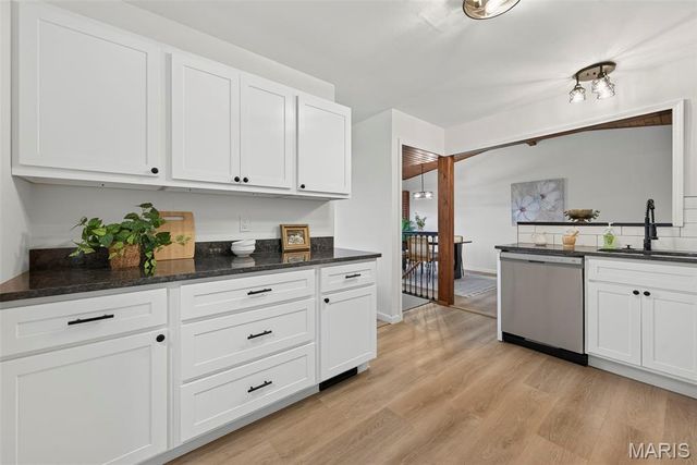 1360 Arlington Drive, Florissant, MO 63033