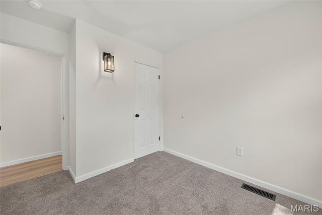 1360 Arlington Drive, Florissant, MO 63033