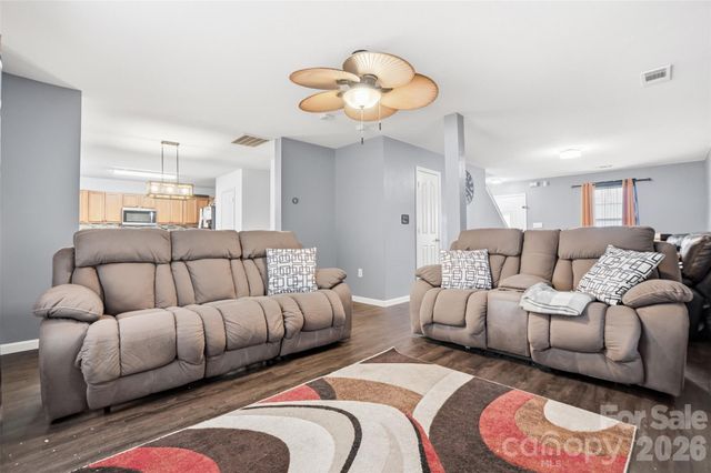 1217 Jordans Pond Lane, Charlotte, NC 28214