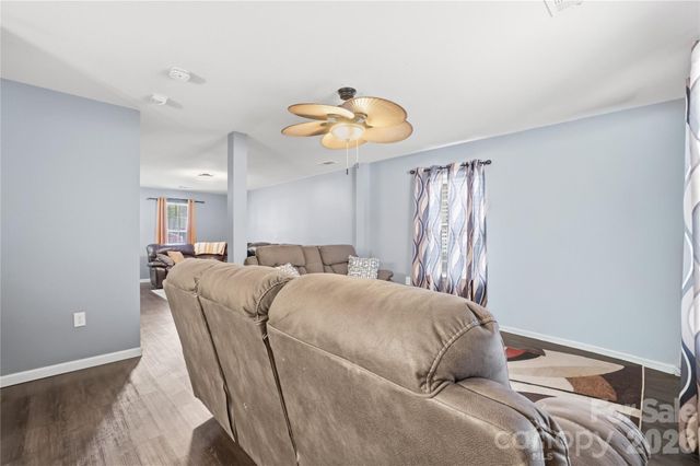 1217 Jordans Pond Lane, Charlotte, NC 28214