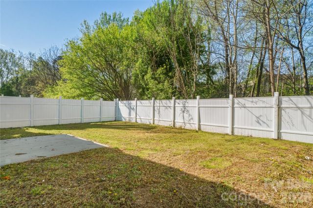 1217 Jordans Pond Lane, Charlotte, NC 28214