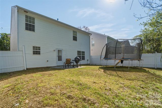 1217 Jordans Pond Lane, Charlotte, NC 28214