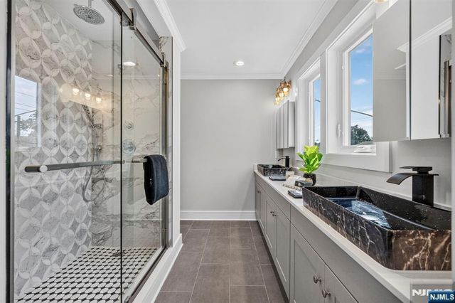 163B Kipp Avenue, Elmwood Park, NJ 07407