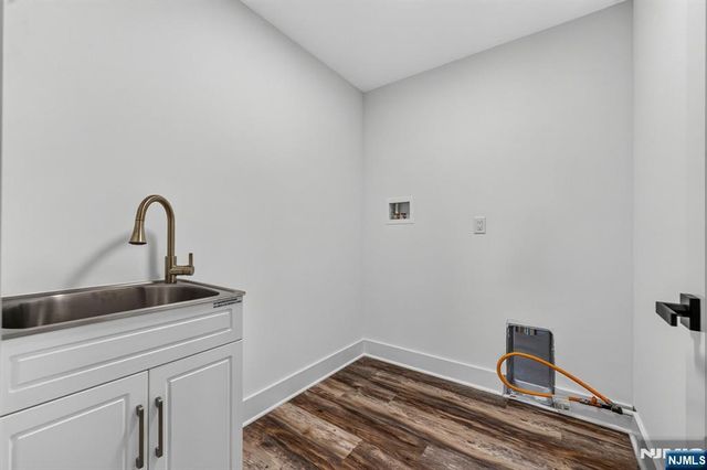 163B Kipp Avenue, Elmwood Park, NJ 07407