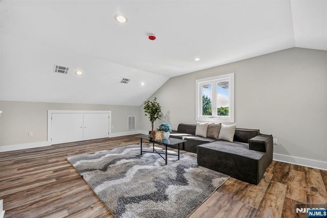 163B Kipp Avenue, Elmwood Park, NJ 07407