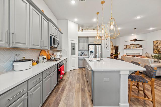 6906 Thomas Trail, Katy, TX 77493