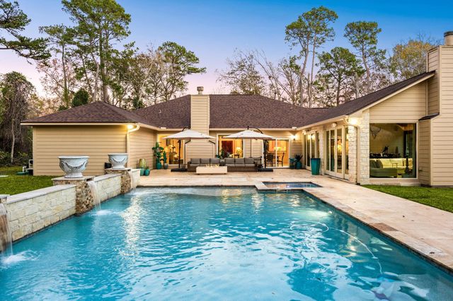 11984 White Oak Crossing, Conroe, TX 77385