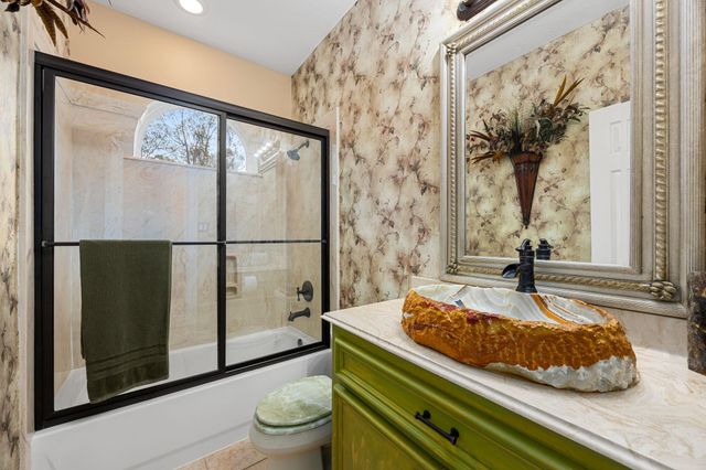 11984 White Oak Crossing, Conroe, TX 77385