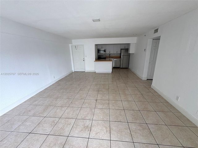 4271 NW 5th Street 128, Plantation, FL 33317