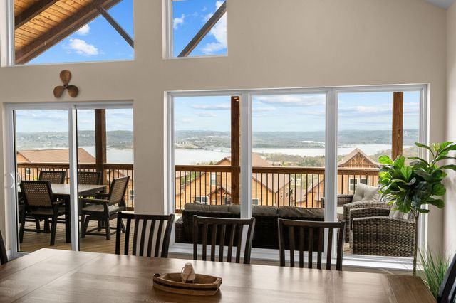 340 Settlers Cove, Kimberling City, MO 65686
