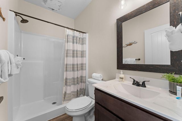 340 Settlers Cove, Kimberling City, MO 65686
