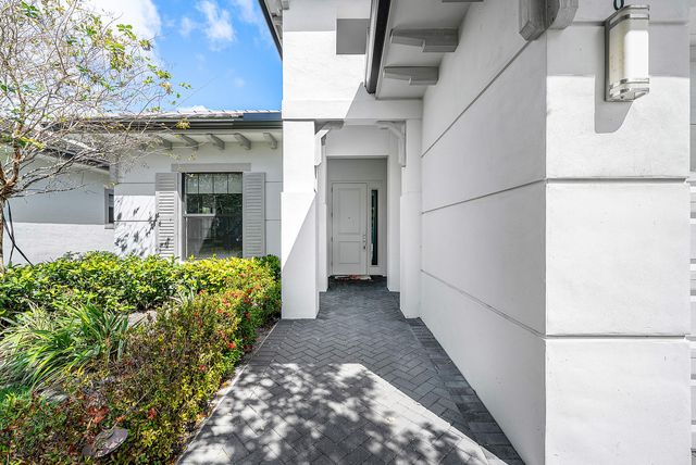 3069 Safflower Circle, West Palm Beach, FL 33401