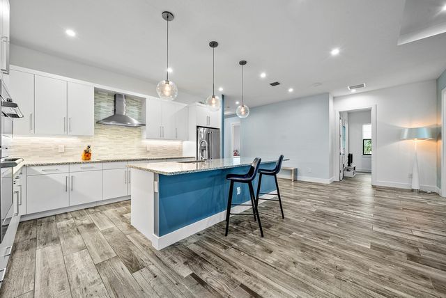 3069 Safflower Circle, West Palm Beach, FL 33401