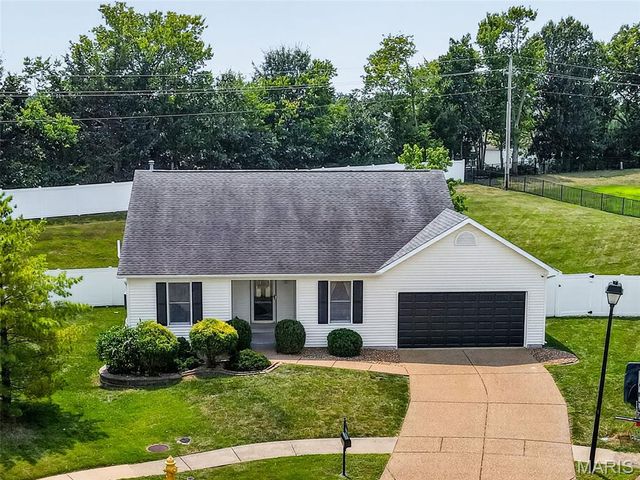 5039 Joshua Drive, Wentzville, MO 63385