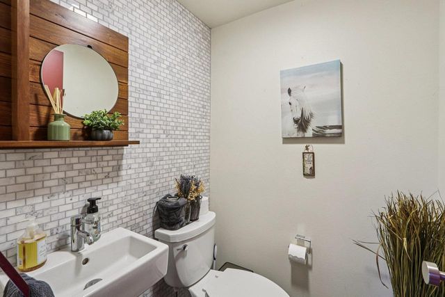 2797 Lalor Road, Oregon, WI 53575