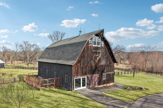 2797 Lalor Road, Oregon, WI 53575