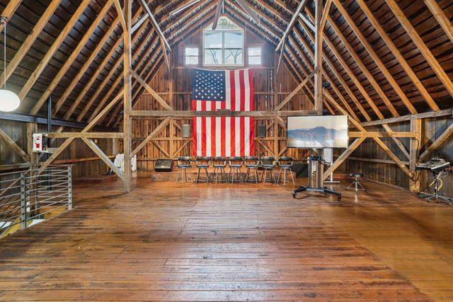 2797 Lalor Road, Oregon, WI 53575