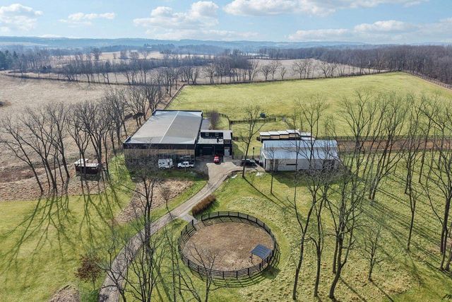 2797 Lalor Road, Oregon, WI 53575