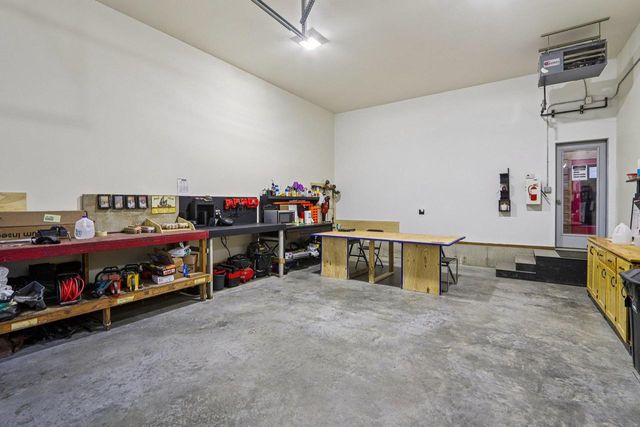 2797 Lalor Road, Oregon, WI 53575